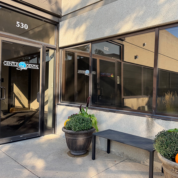 Dentist in Hoffman Estates